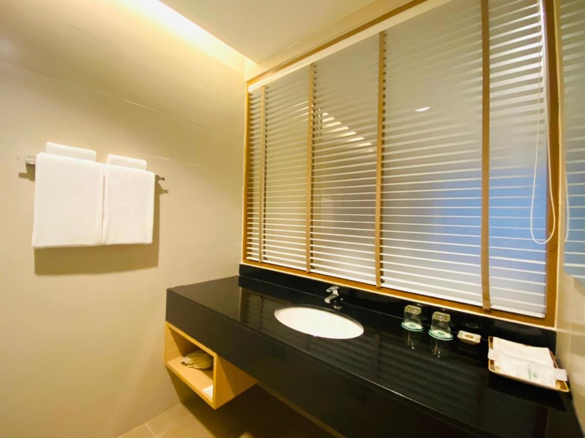 Rimkhobfa Urban Resort Samut Prakan Exterior photo