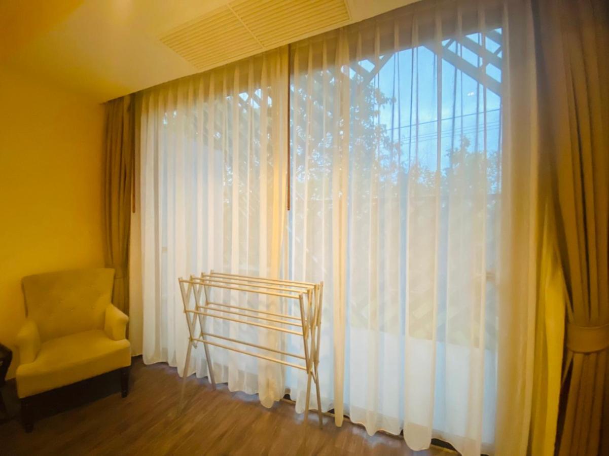Rimkhobfa Urban Resort Samut Prakan Exterior photo