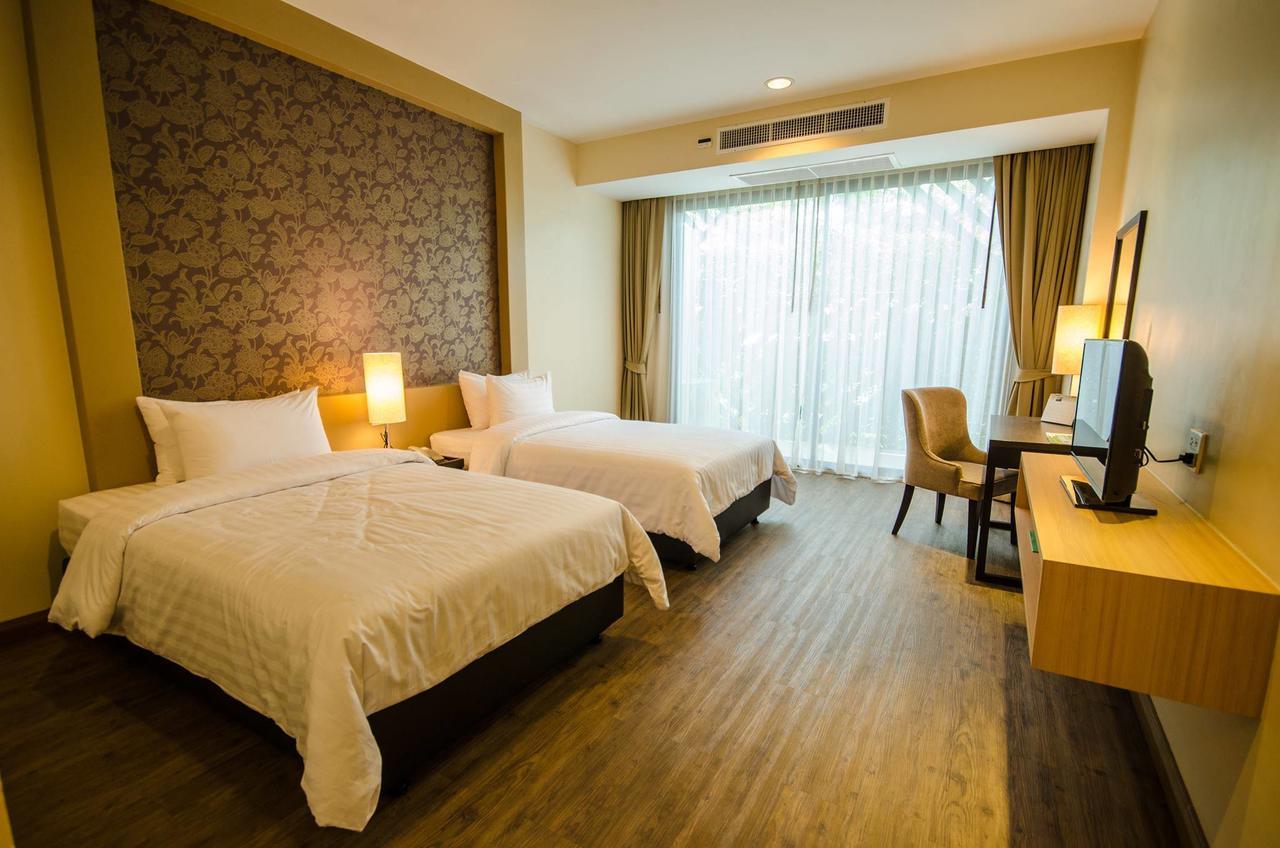 Rimkhobfa Urban Resort Samut Prakan Exterior photo